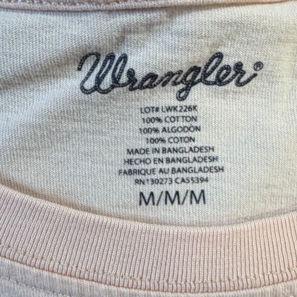 Wrangler Womens Peach Desert Horse Graphic T-Shirt LWK226K Pink Med K7 - Picture 3 of 6